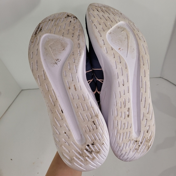 Nike Viale Tech Racer Women's Running Sneaskers Size 11 - Picture 6 of 7